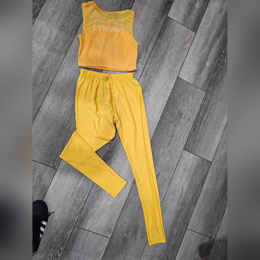 STRONG NATION®️ Matching Leggings and Cropped Top